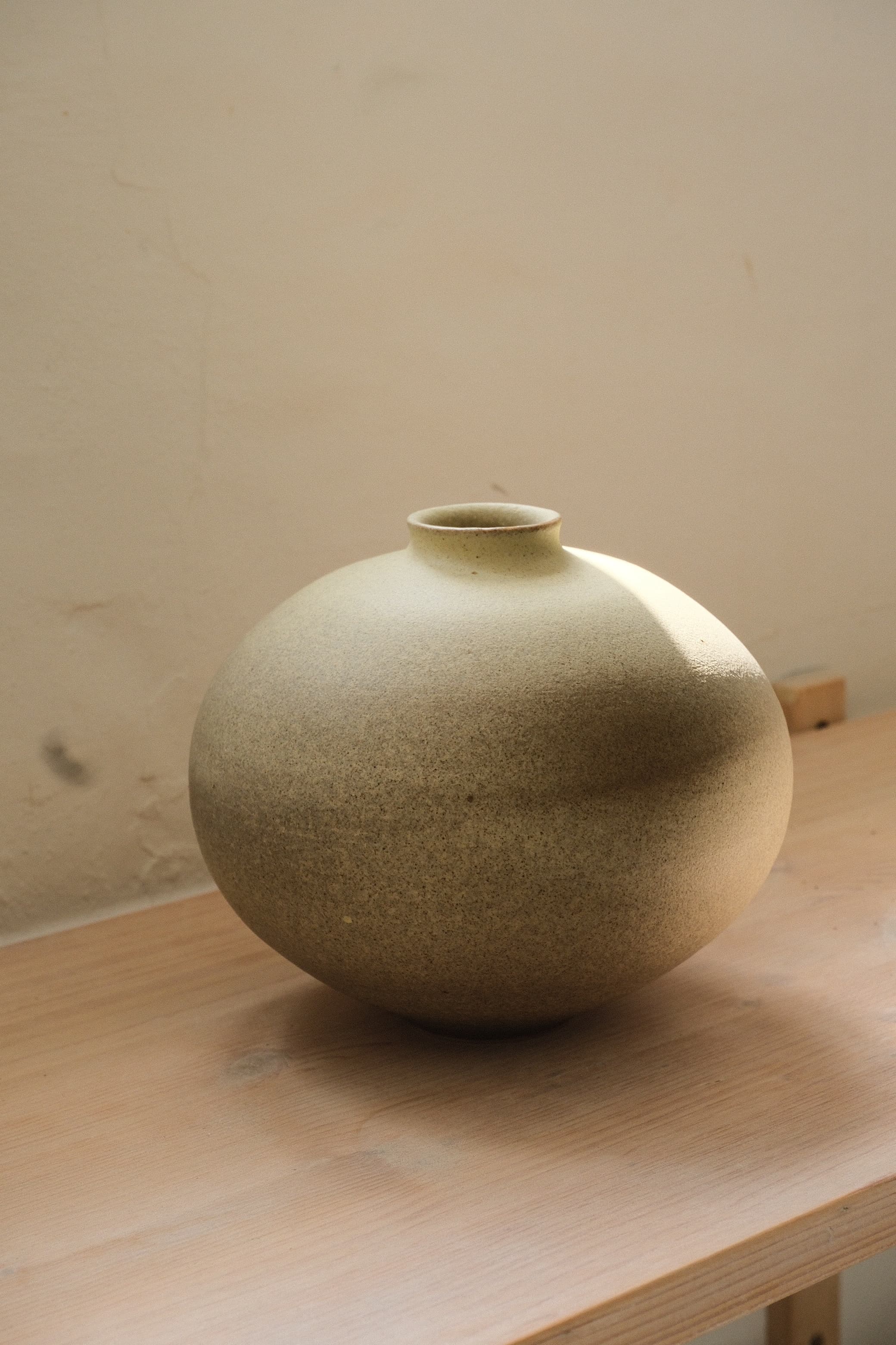 Vase 2